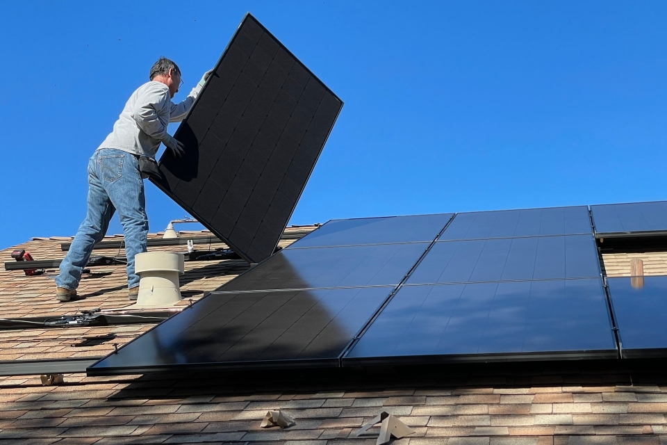 How long do solar panels last in Nevada
