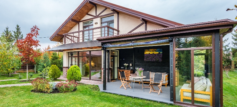 a house with open living room overlooking the yard