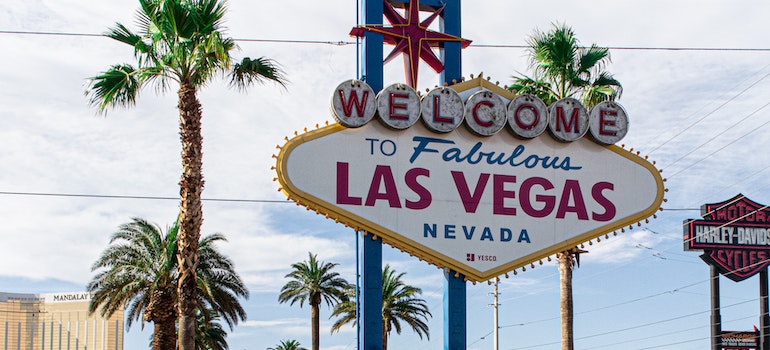 How to keep your Las Vegas business’ turf looking great